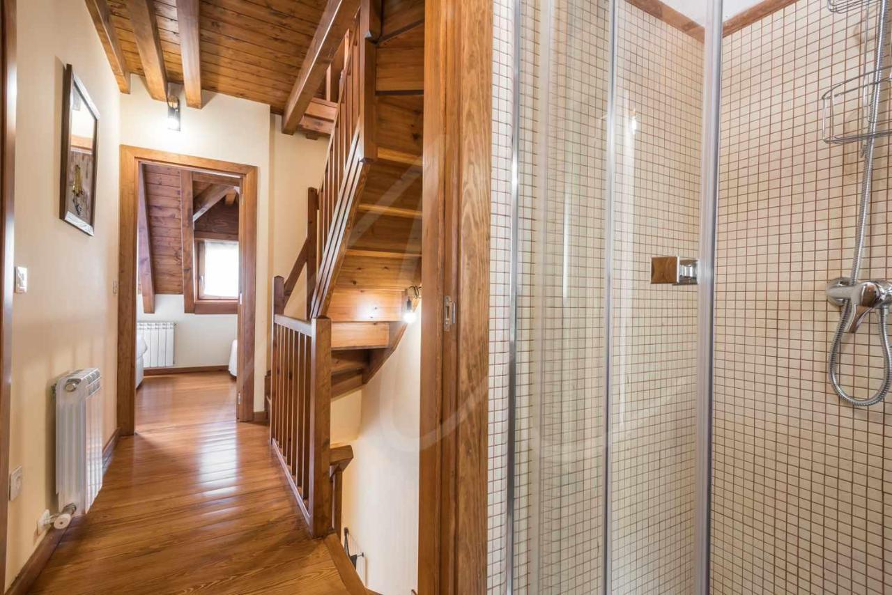Casa Artiga De Lin By Seamount Rentals Les Bordes Екстер'єр фото